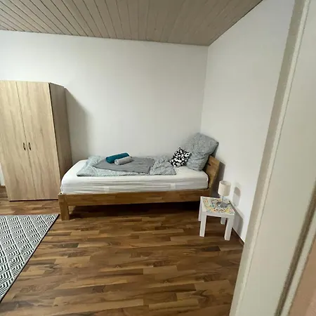 Monteurs Am Messezentrum