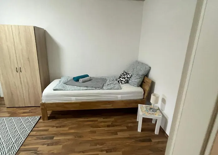 Monteurs Am Messezentrum